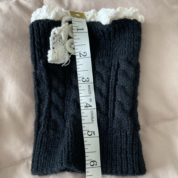 Black and Cream Lace and Button Boot Cuff - Picture 3 of 5